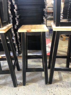 TABURETE DE MADERA - Imagen 6