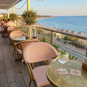 Alternative view of SILLA BISTRO M262