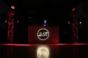 CABINA PARA DJ - Imagen 12