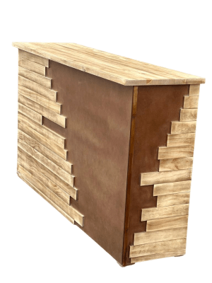 BARRA DE MADERA TRUNCADA