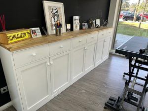 MUEBLE CON CAJONES Y PUERTAS - Imagen 4