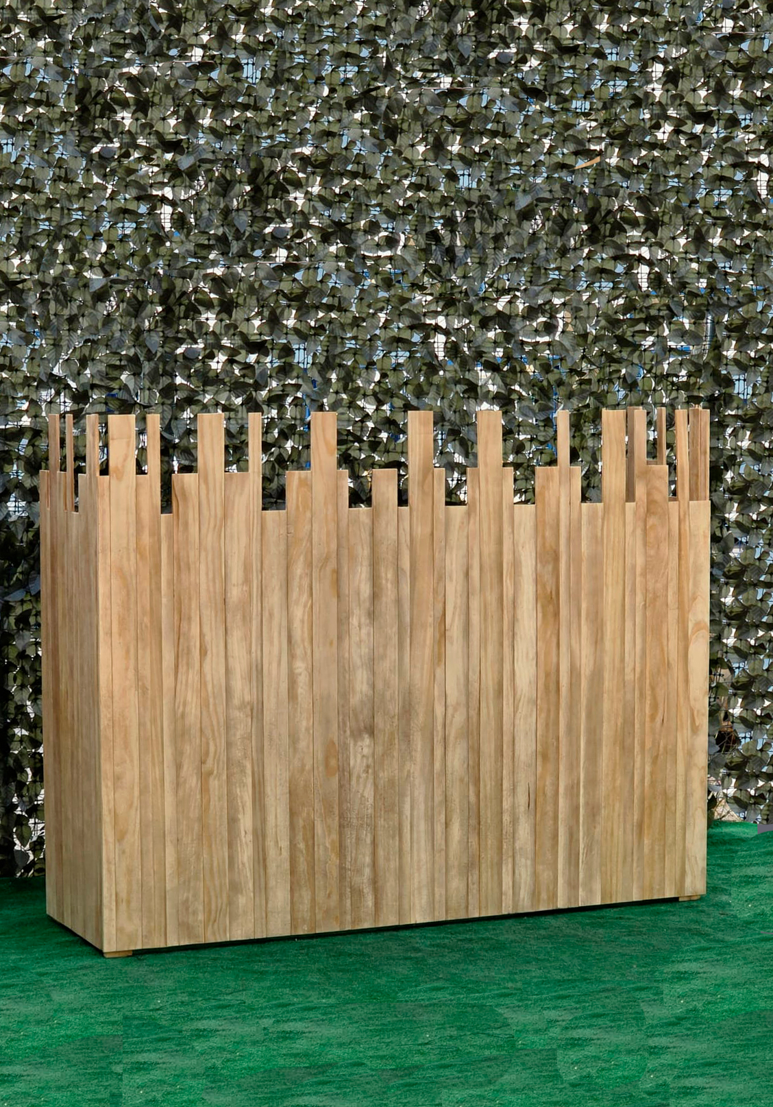 CABINA DJ DESIGUAL - Imagen 2